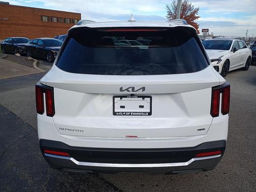 Glacial White Pearl 2026 Kia Sorento S