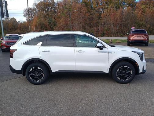 Glacial White Pearl 2026 Kia Sorento S