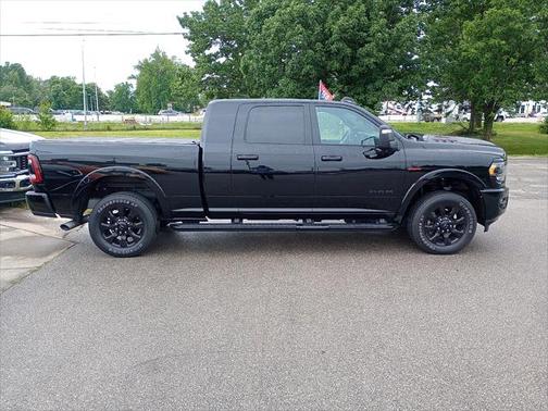 2023 RAM 2500 Limited Mega Cab 4x4 6'4' Box