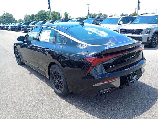 2026 Kia K5 LXS