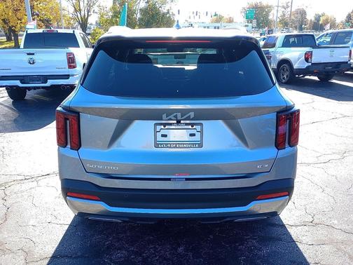 2026 Kia Sorento Hybrid EX