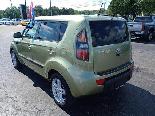 2011 Kia Soul +