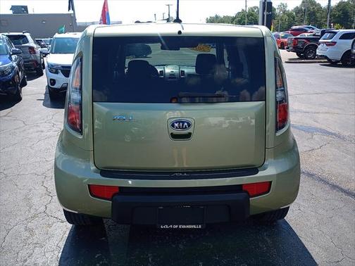 2011 Kia Soul +