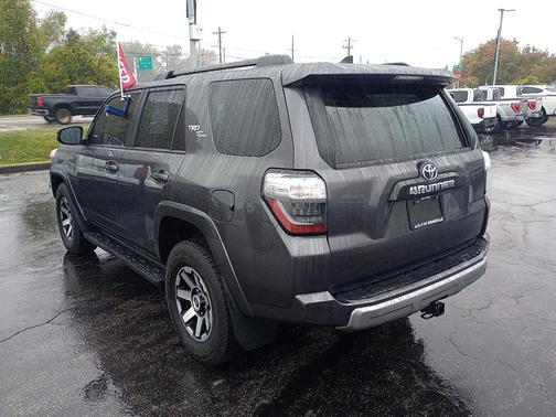 2022 Toyota 4Runner TRD Off Road
