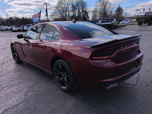 2018 Dodge Charger SXT Plus