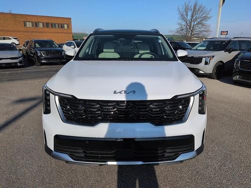 Glacial White Pearl 2026 Kia Sorento S