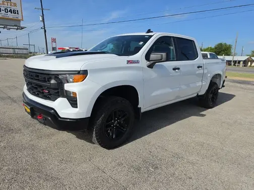 Summit White 2025 Chevrolet Silverado 1500 Custom Trail Boss