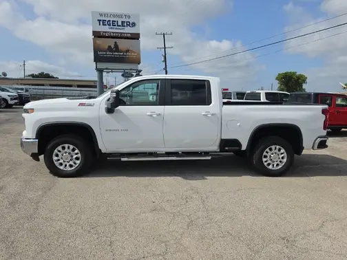 Summit White 2024 Chevrolet Silverado 2500 LT