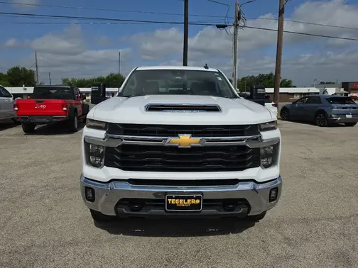 Summit White 2024 Chevrolet Silverado 2500 LT