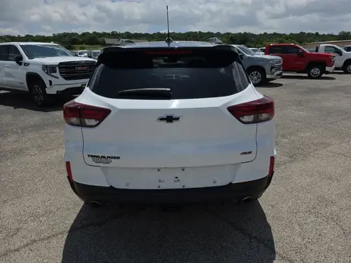 Summit White 2023 Chevrolet Trailblazer RS