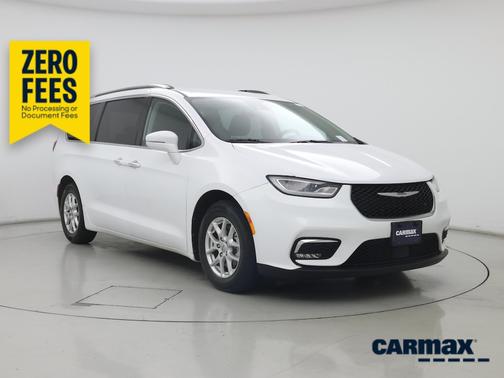 White 2021 Chrysler Pacifica Touring L