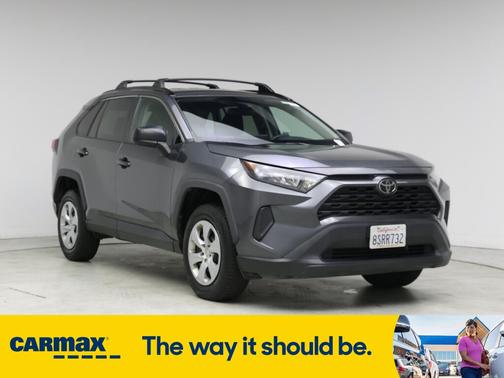 2020 Toyota RAV4 LE