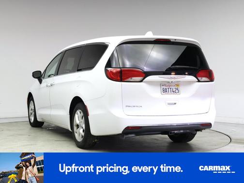 2017 Chrysler Pacifica Touring Plus