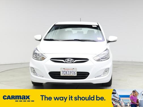 2013 Hyundai Accent SE