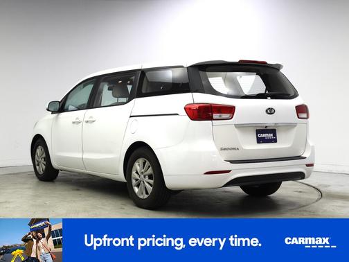2017 Kia Sedona L