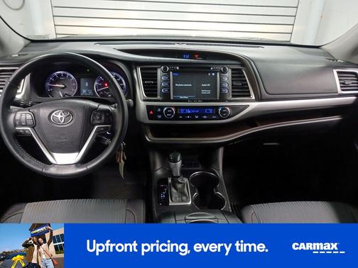 Black 2016 Toyota Highlander LE
