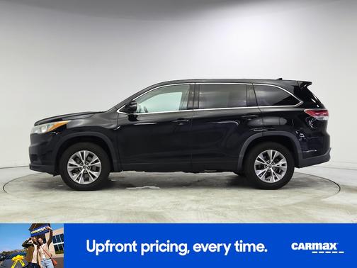 Black 2016 Toyota Highlander LE