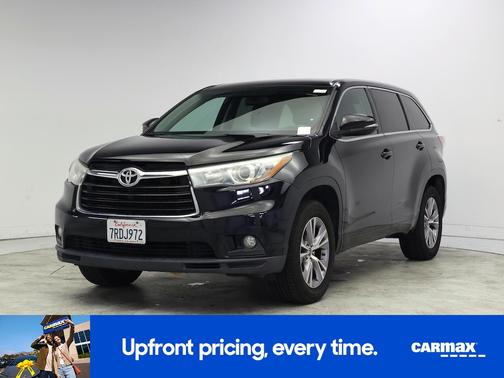 Black 2016 Toyota Highlander LE
