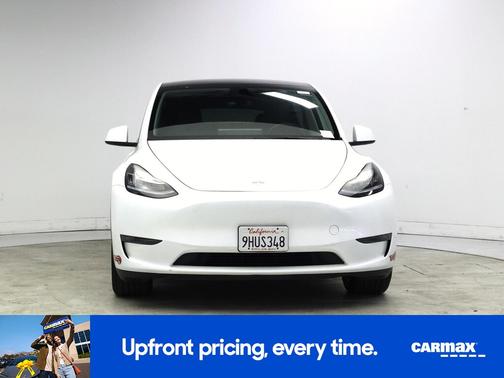 White 2023 Tesla Model Y Long Range