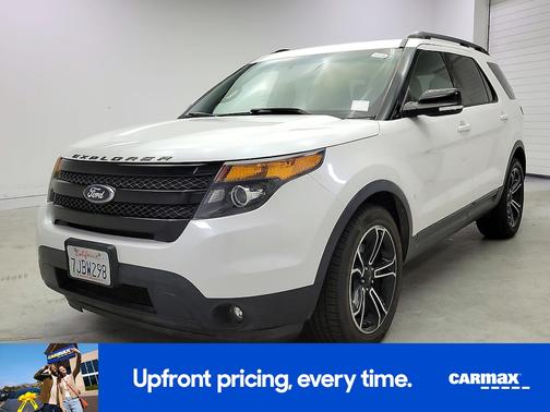 White 2015 Ford Explorer Sport