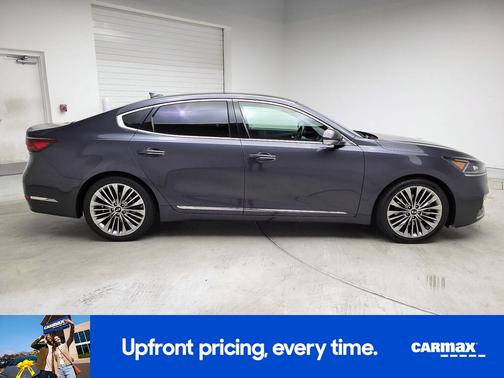 2017 Kia Cadenza Limited