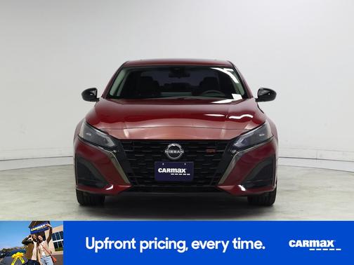 Red 2023 Nissan Altima SR