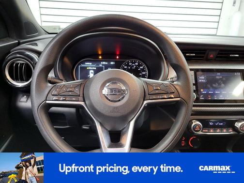 2019 Nissan Kicks SR