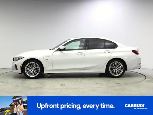 2023 BMW 330e 