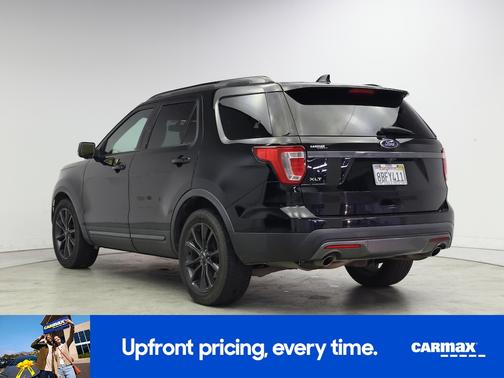 Black 2017 Ford Explorer XLT