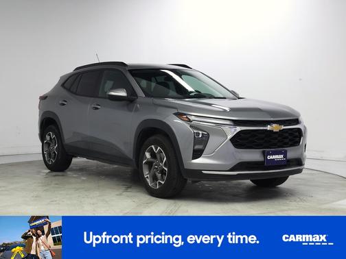 Silver 2025 Chevrolet Trax LT