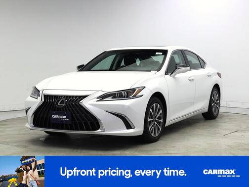 White 2023 Lexus ES 350