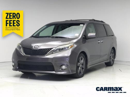 Gray 2015 Toyota Sienna SE