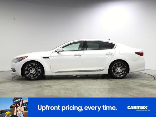 White 2016 Kia K900 Luxury
