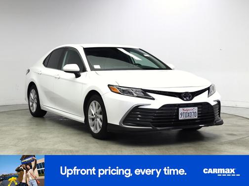 White 2023 Toyota Camry LE