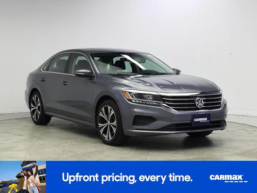Gray 2022 Volkswagen Passat SE