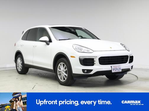 2016 Porsche Cayenne Base (Tiptronic)