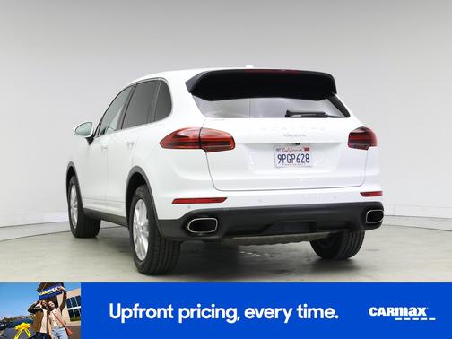 2016 Porsche Cayenne Base (Tiptronic)