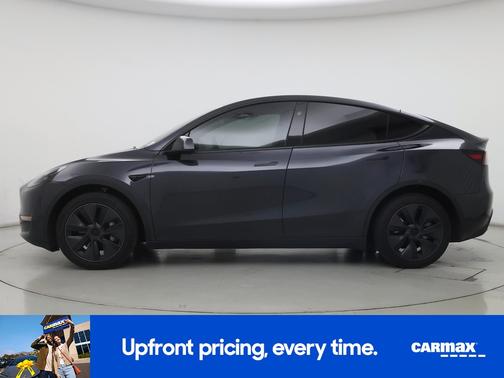 Gray 2024 Tesla Model Y Long Range