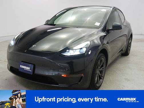 Gray 2025 Tesla Model Y Long Range