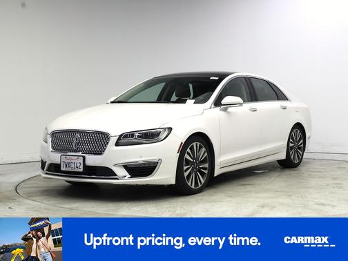White 2017 Lincoln MKZ Reserve