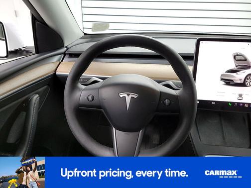 White 2024 Tesla Model Y Long Range