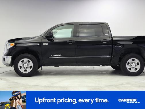 Black 2017 Toyota Tundra SR5