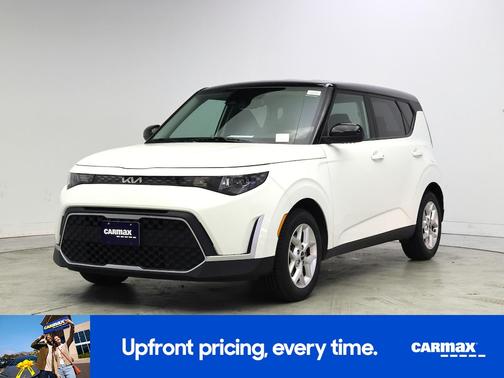 White 2023 Kia Soul S