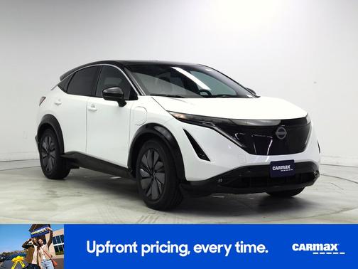 White 2023 Nissan ARIYA EVOLVE+