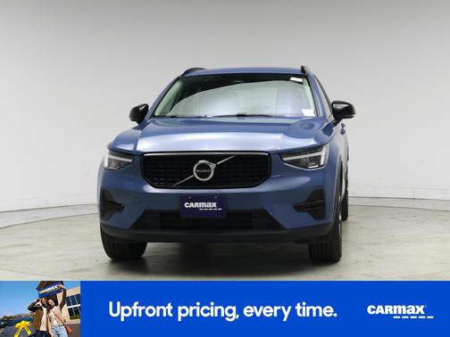 2024 Volvo XC40 B5 Core Bright Theme
