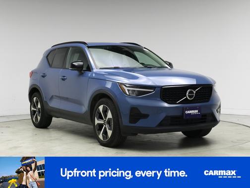 2024 Volvo XC40 B5 Core Bright Theme