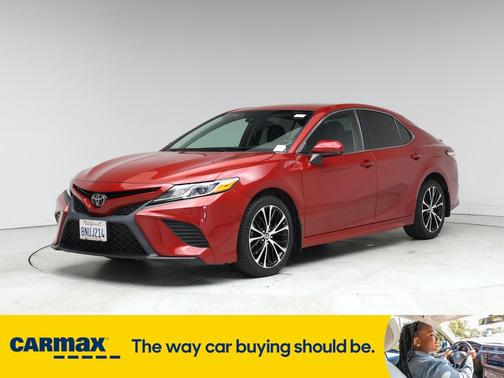 2020 Toyota Camry SE