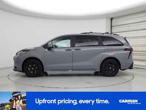 2025 Toyota Sienna Woodland Edition