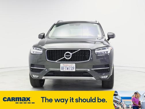 2018 Volvo XC90 T5 Momentum