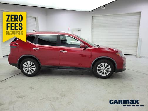 Red 2017 Nissan Rogue SV